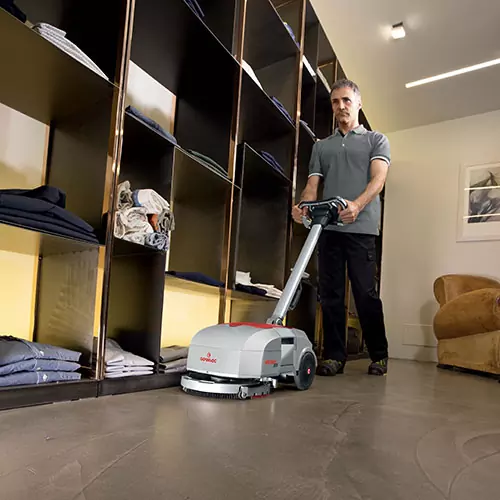 1633426686288-comac-vispa-xs-lavasciuga-pavimenti-negozio_500x500